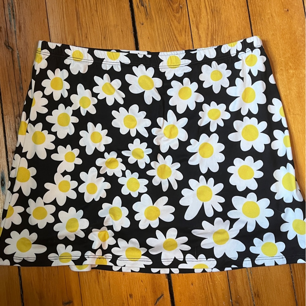 Lesley Evers Lottie skort in daisy print
